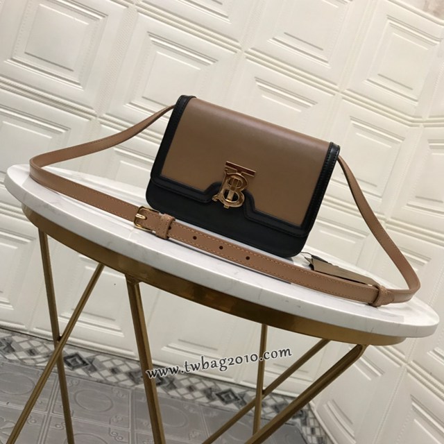 Burberry專門店新款小號拼色TB專屬標識皮革鎖扣包 巴寶莉經典爆款皮革單肩斜背女包 yxb1379